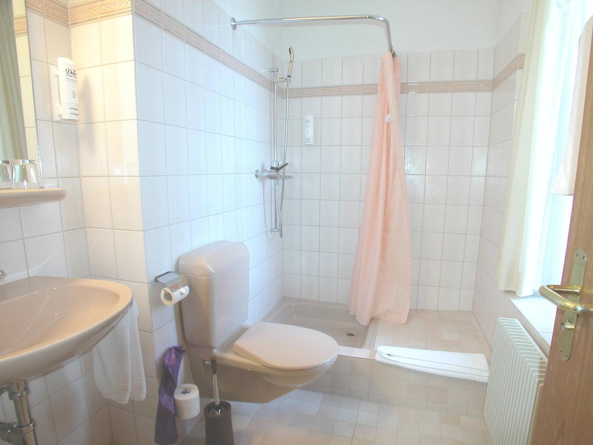 Hotel Post Glarnerhof Glarus Extérieur photo