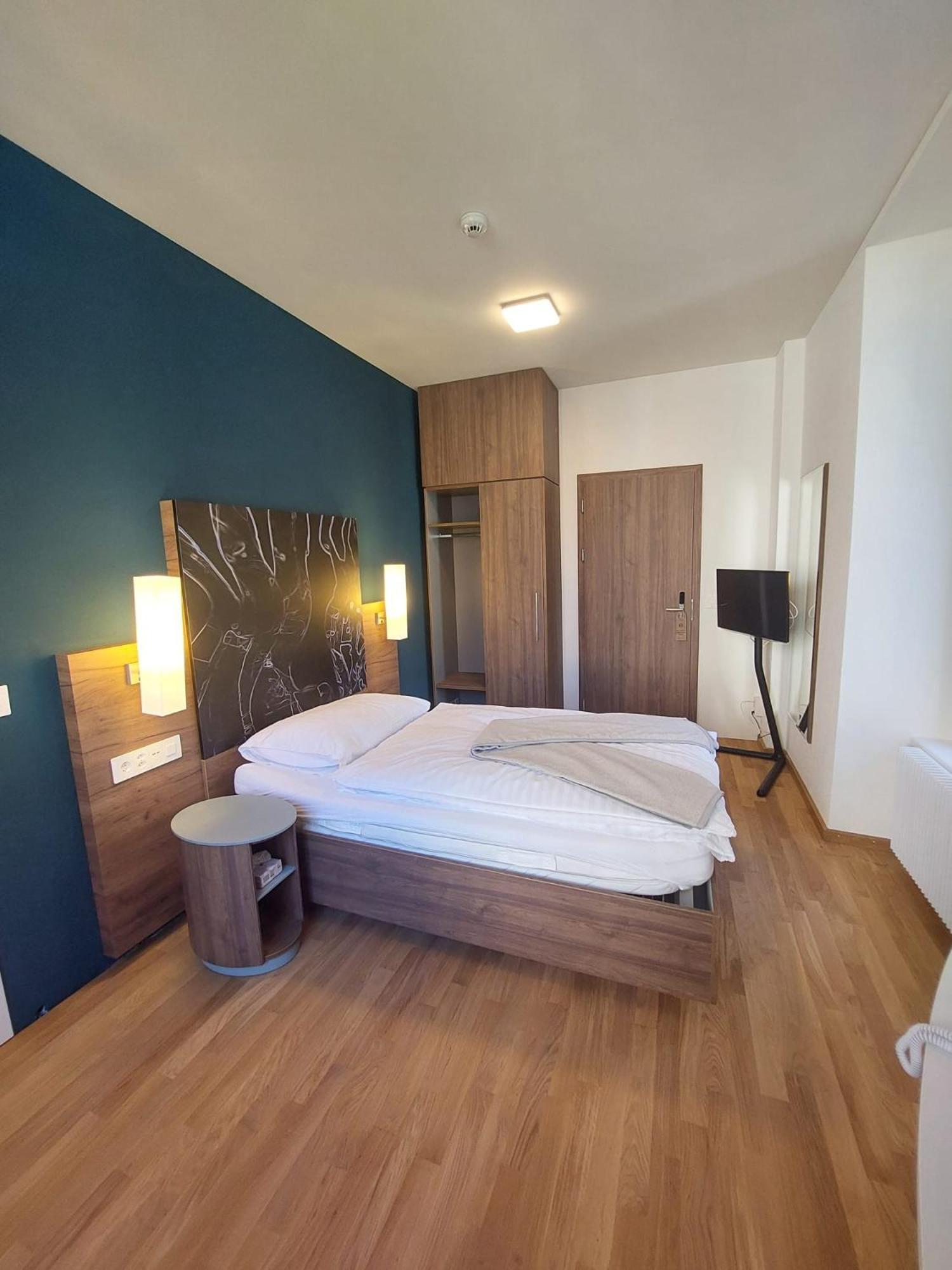 Hotel Post Glarnerhof Glarus Extérieur photo